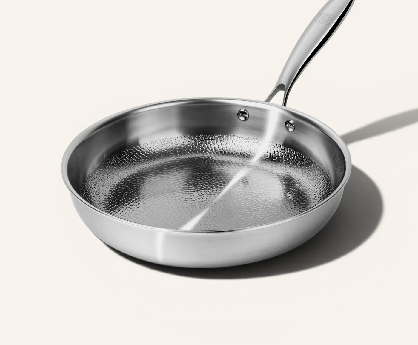 Solid Siraat hammered titanium frying pan